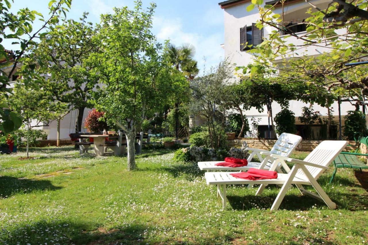 Apartments Sabina Poreč Exterior foto