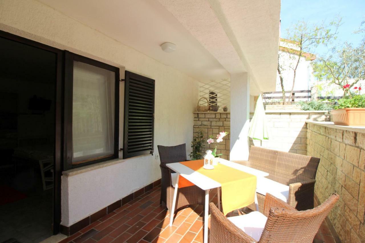 Apartments Sabina Poreč Exterior foto