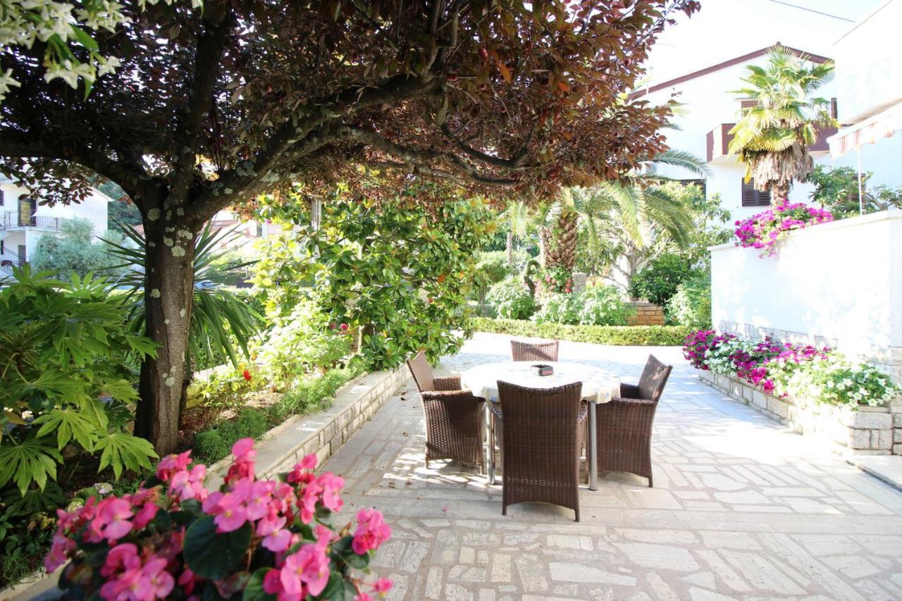 Apartments Sabina Poreč Exterior foto